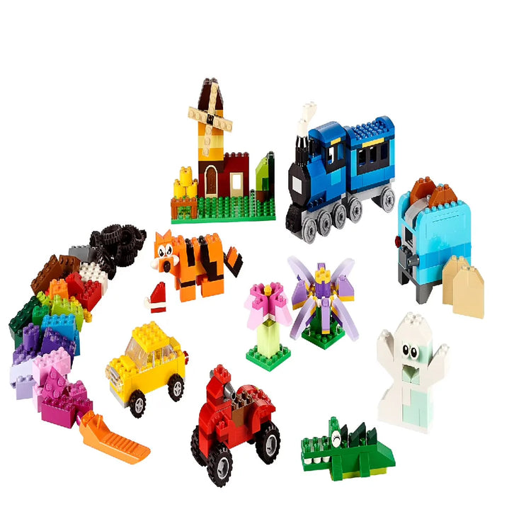 LEGO Classic Medium Creative Brick Box 10696 Mixed Building Set with Storage Box 484 Pieces